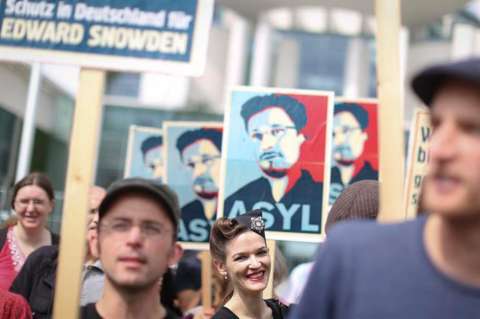 Snowden pedirá asilo en Rusia al no poder volar a América Latina