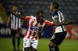 Júnior venció a Alianza Lima y se mantiene con vida en la Libertadores