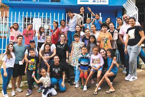 La Casa Azul: un lugar para que niños vuelvan a soñar en Siloé