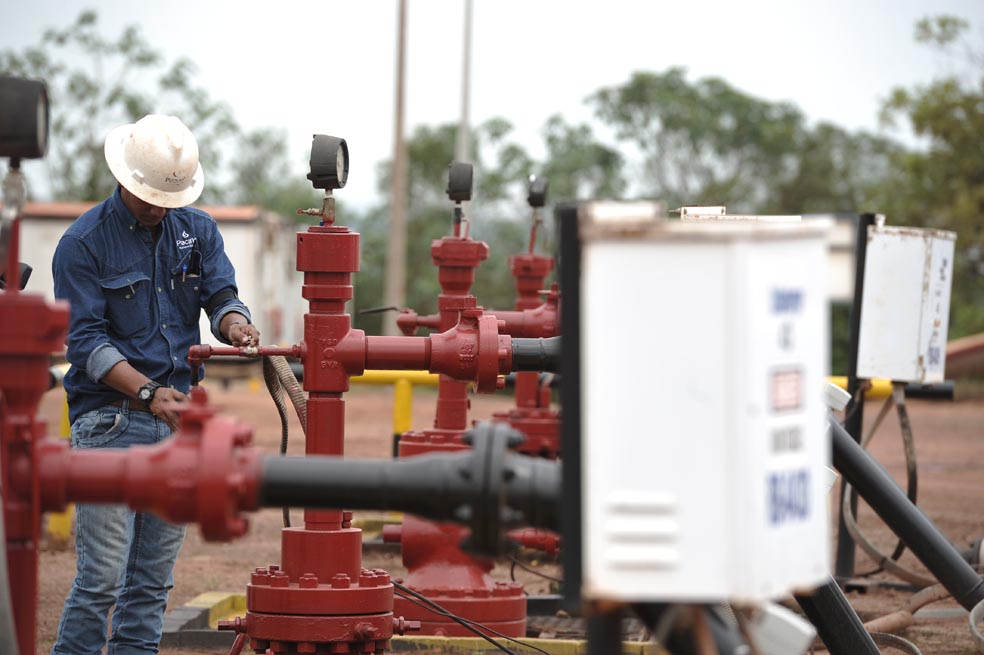Extracción de petróleo- Imagen de referencia