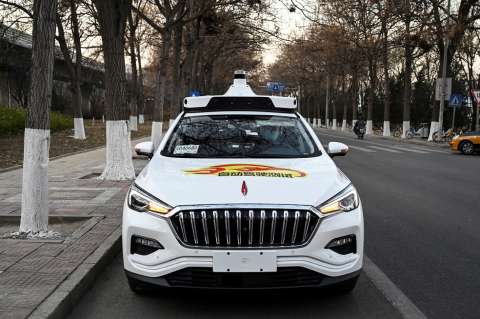 Se autoriza en Pekín el uso de taxis sin conductor