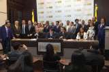 Cambio Radical llega hoy a Palacio, pero no al Gobierno