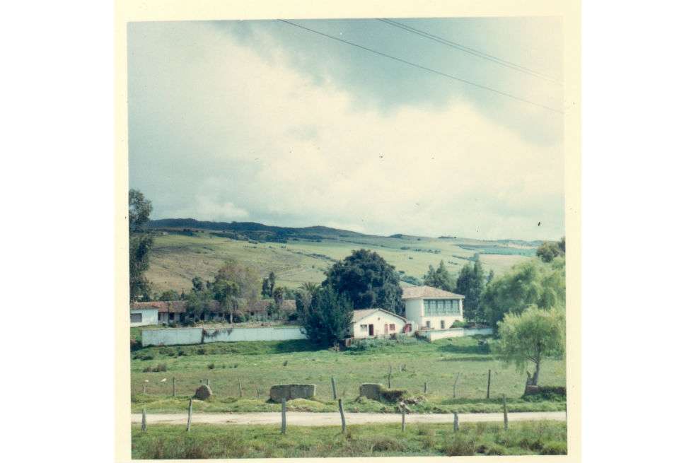 Yerbabuena vista desde la Autopista Norte, Ca. 1960