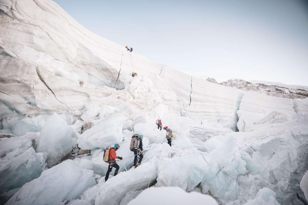 Mt. Everest (Nepal), 26/04/2024.- A handout photo made available by Seven Summit Trek shows climbers on a glacier at a base camp, 5,364 m (17,598 ft) above sea level, of Mt. Everest in Nepal, 26 April 2024 (issued 12 May 2024). According to Seven Summit Trek, Nepalese climber Kami Rita Sherpa broke his own record on 12 May 2024 after successfully climbing Mt Everest for the 29th time. EFE/EPA/SEVEN SUMMIT TREK / HANDOUT HANDOUT EDITORIAL USE ONLY/NO SALES HANDOUT EDITORIAL USE ONLY/NO SALES
