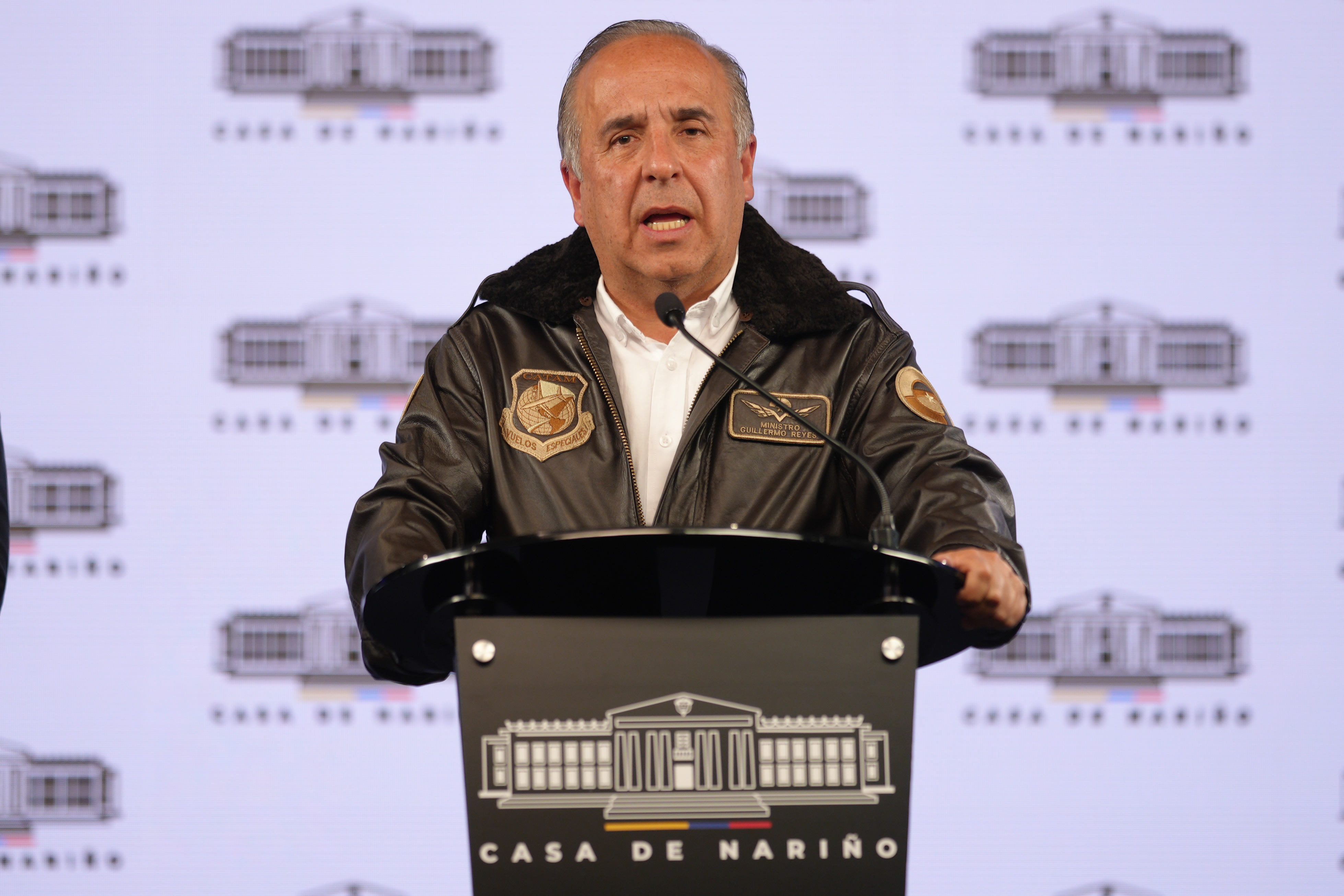 Varias aerolíneas se han unido a las medidas de contingencia para superar la crisis aérea, dijo el ministro de Transporte.