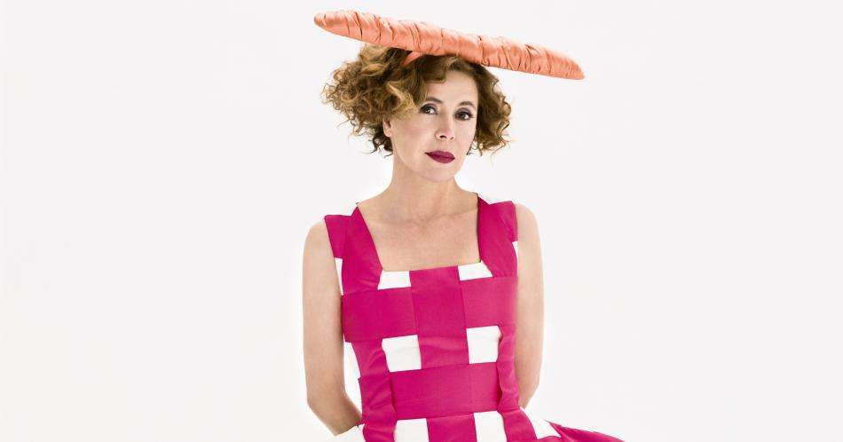 «Me gustaría vestir al Papa Francisco» Agatha Ruiz dela Prada