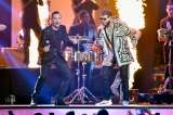 Alcalde de Medellín pide a Víctor Manuelle y Farruko "disculpa pública" por letra de canción "Amarte duro"