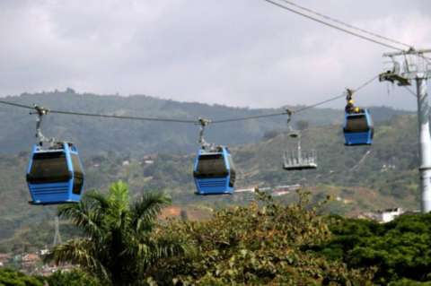 Por falta de condiciones de seguridad, ordenan suspender servicio de Miocable en Cali