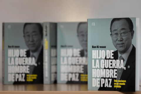 Ban Ki-moon: Hijo de la guerra, hombre de paz: unir naciones en un mundo dividido