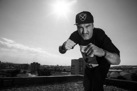 El artesano del hardcore cierra un círculo: Kase.O presenta su nuevo disco