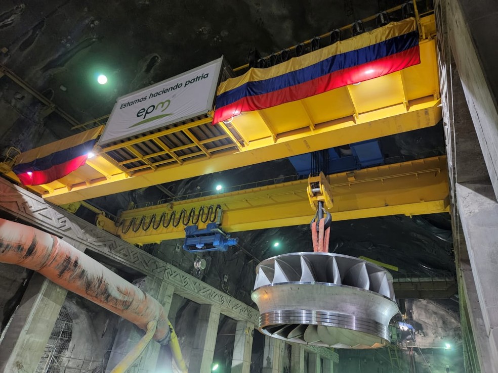Las obras en la central hidroeléctrica avanzan sin contratiempo.