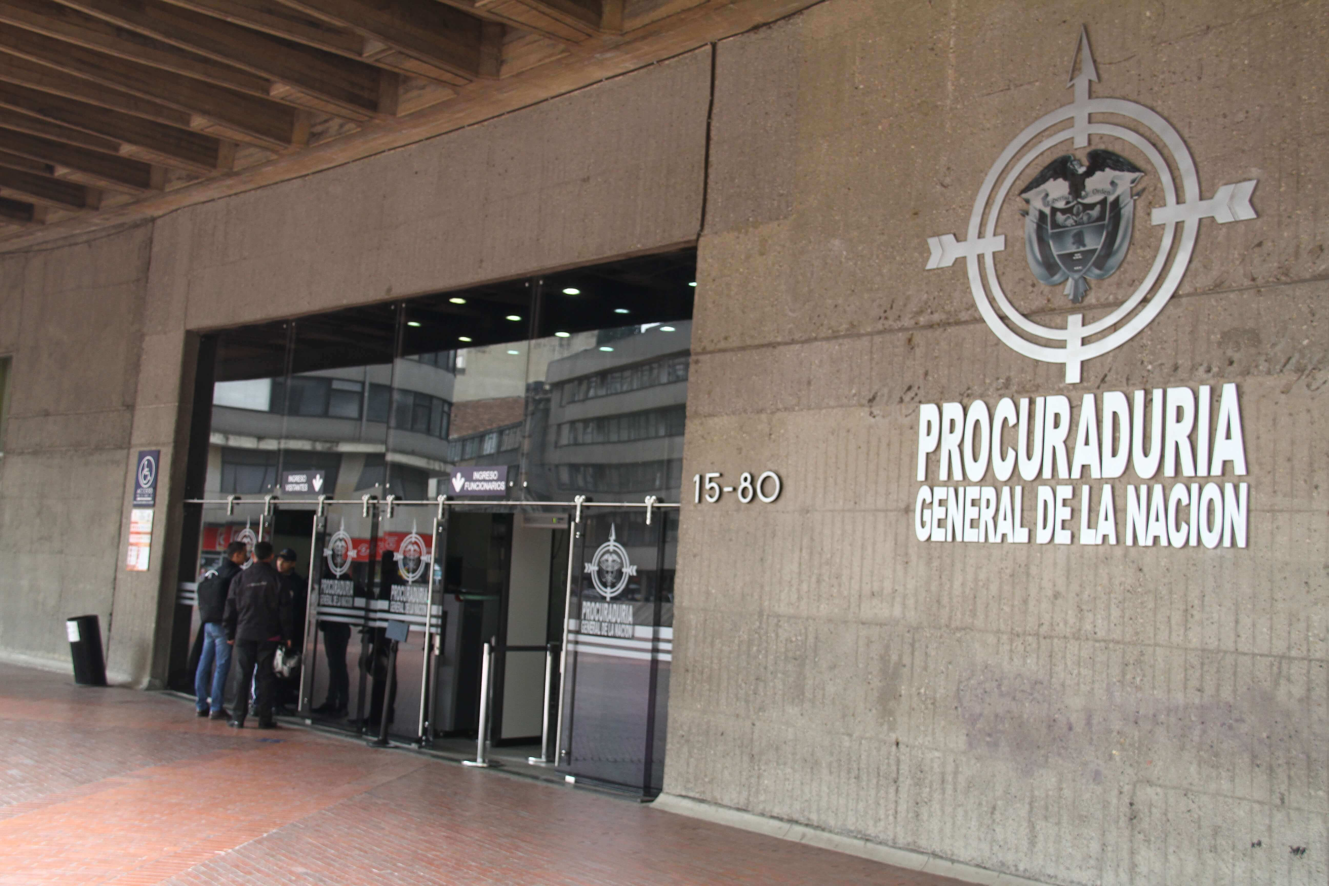 Curtidor Argüello solo pudo sustentar 56 de los 76 meses de experiencia profesional requeridos para dirigir el FNE.