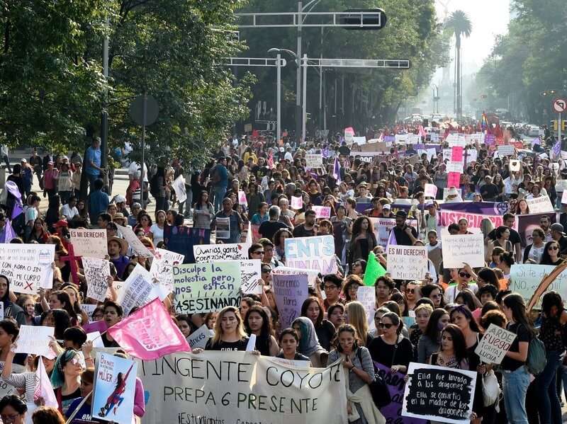 Multitudinaria manifestación en México, el pasado 8 de marzo, día de la mujer. / Alfredo Estrella/AFP/Getty Images