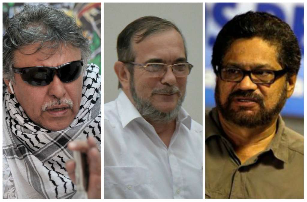 Jesús Santrich (izquierda) encabezará la lista a la Cámara por Atlántico. Rodrigo Londoño "Timochenko" (centro) será candidato presidencial e Iván Márquez (derecha) encabezará la lista al Senado.