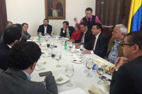 Unidad por la Paz conforma comité político por el Sí
