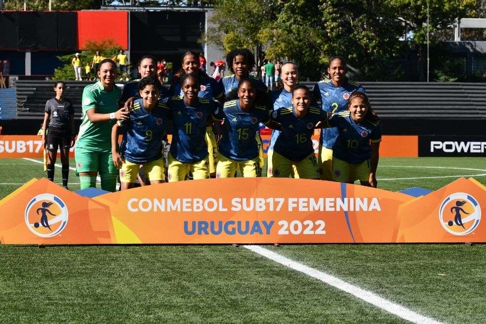 Formación titular de Colombia contra la selección de Chile en el cuadrangular final del sudamericano sub-17.