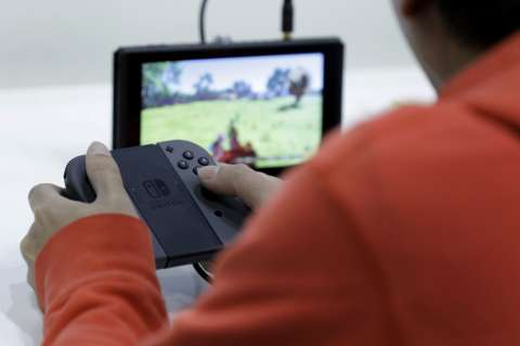 Nintendo revisa al alza sus previsiones gracias al éxito de la consola Switch