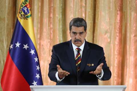Maduro acusa a EE. UU. de tener bases militares secretas en el Esequibo