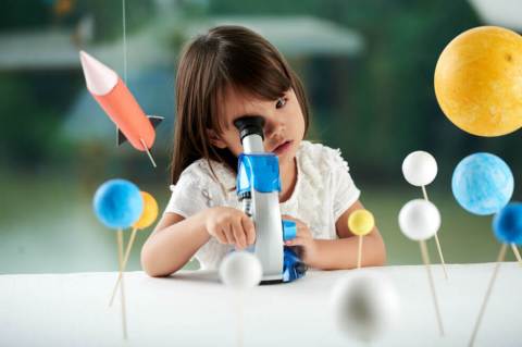 Colombia crea fondo para promover la vinculación de las mujeres a la ciencia