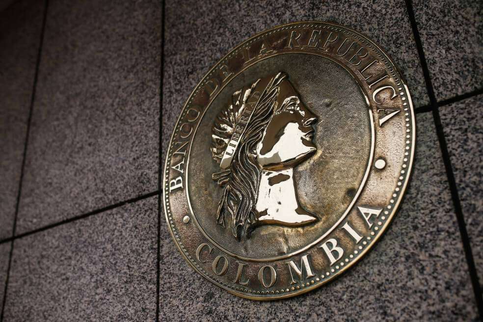 De forma extraordinaria se volvió a reunir la junta del Banco de la República para tomar medidas que le hagan frente a los efectos de la pandemia por el coronavirus. / Bloomberg