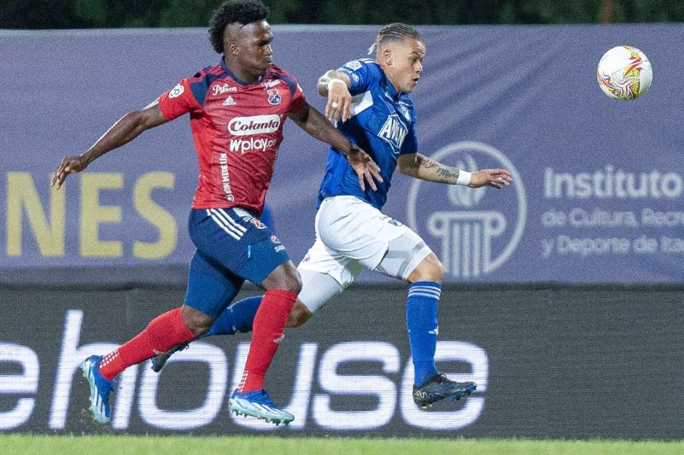 En una discreta presentación Millonarios cayó 2-0 ante el Medellín, en Itagüí.