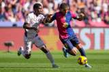 Barcelona, que goleó al Girona de Asprilla y Solís, sigue líder en España