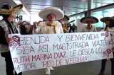 Con serenata despiden a Ruth Marina Díaz quien viaja otra vez
