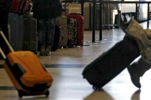 Envían a prisión a empleados de aerolínea señalados de tráfico de drogas