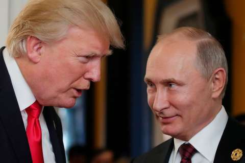 Estados Unidos confirmó su retiro de tratado nuclear con Rusia, ¿de qué se trata?