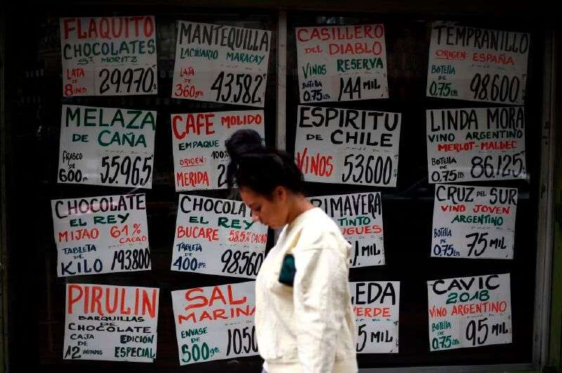 Los venezolanos llevan años enfrentando una difícil situación que ha disparado la migración, principalmente hacia Colombia. / AFP