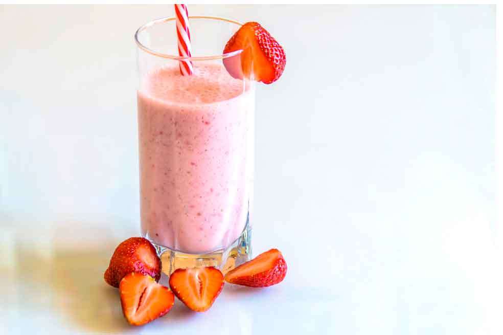 4 batidos saludables para bajar de peso ¡Tómalos en ayunas!