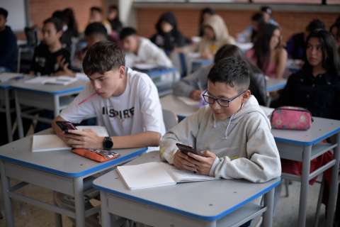 Aprobado en primer debate, proyecto que daría clases socioemocionales en colegios
