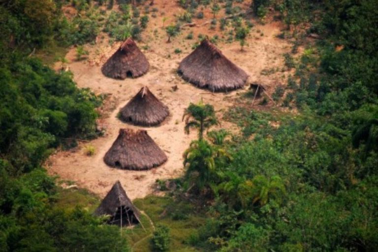 COVID-19 toca a la puerta de indígenas no contactados de la Amazonía