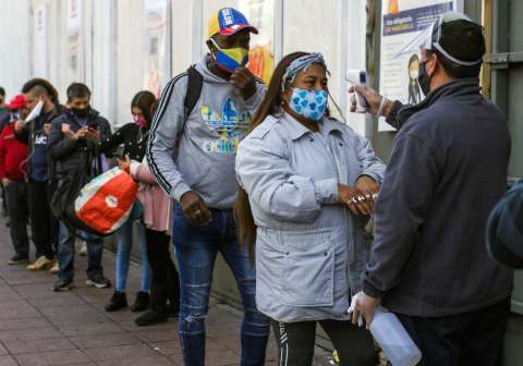 Chile: renuncia ministro de Salud en medio de polémica por datos de la pandemia