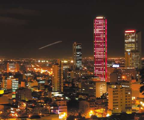 Los retos de otro intento por impulsar Bogotá 24 horas