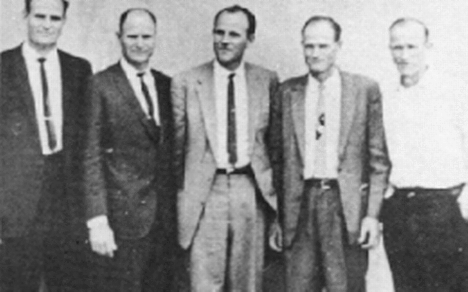 La familia LeBaron (de izquierda a derecha): Ervil, Joel, Verlan, Alma y Floren / Wikimedia Commons