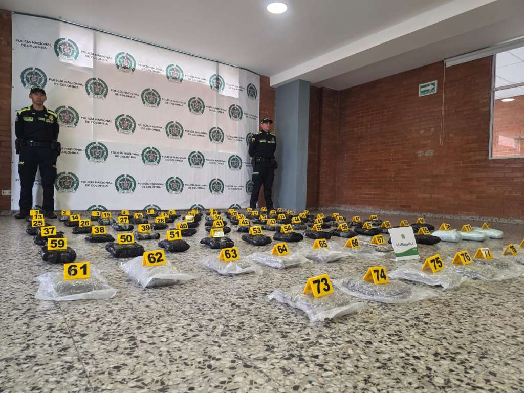 Incautación de marihuana en el aeropuerto El Dorado.