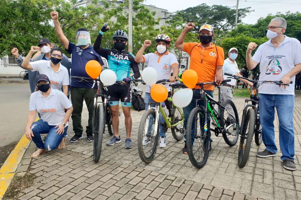 Así fue la caravana nacional para rechazar las masacres y medidas laborales