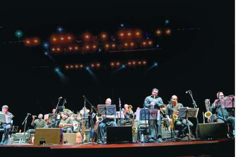 Banda Mantiqueira, fusión de swing y jazz en el Festival de Música de Cartagena
