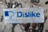 Europa enfila contra las noticias falsas y pide mayores acciones de las redes sociales