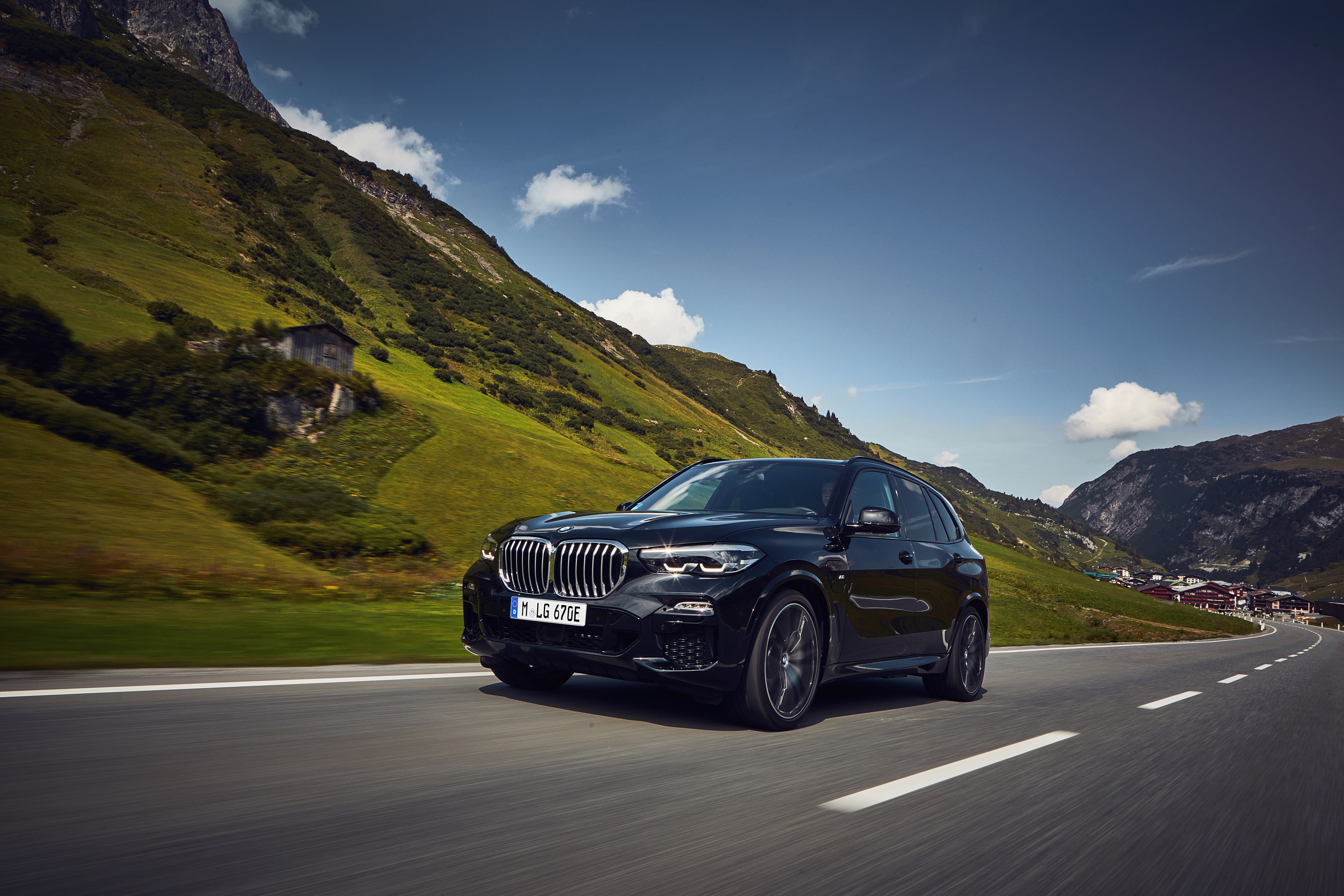 BMW X5 PHEV.