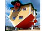 Esta es la nueva casa al revés que abrió sus puertas en Guatavita