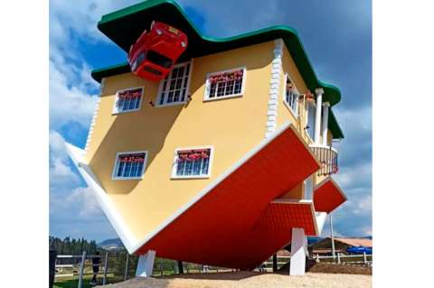 Esta es la nueva casa al revés que abrió sus puertas en Guatavita