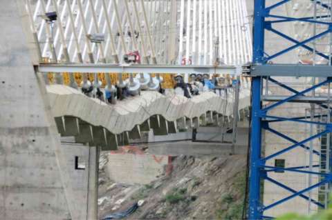 Puente Hisgaura ya está listo, dice su constructor