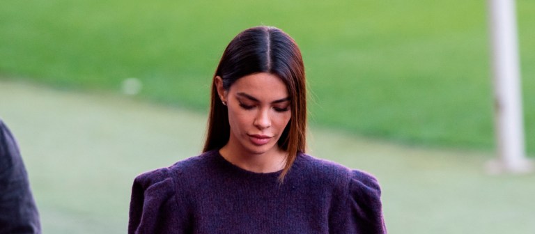 ¿Cree en su inocencia? Esposa de Dani Alves lo visita y habla de su situación