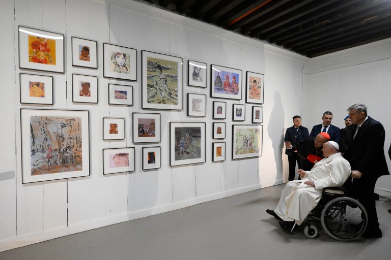 El papa Francisco visitó Venecia, entre la Bienal de Arte y una cárcel de mujeres