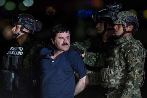 El “Chapo” Guzmán pidió nuevo juicio para negociar su condena a cadena perpetua