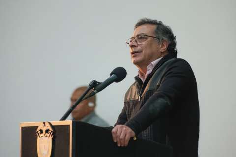“Hoy se ha roto el fuero integral del presidente”: Petro por investigación del CNE