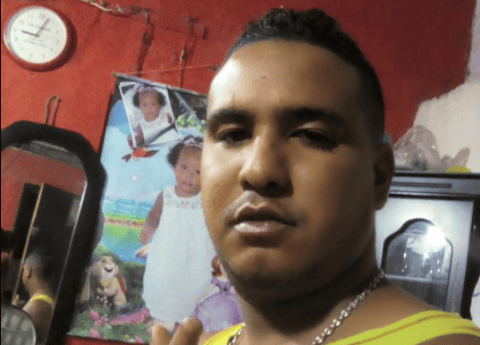 Un hombre recibió tres disparos y mató a su victimario con el mismo revólver