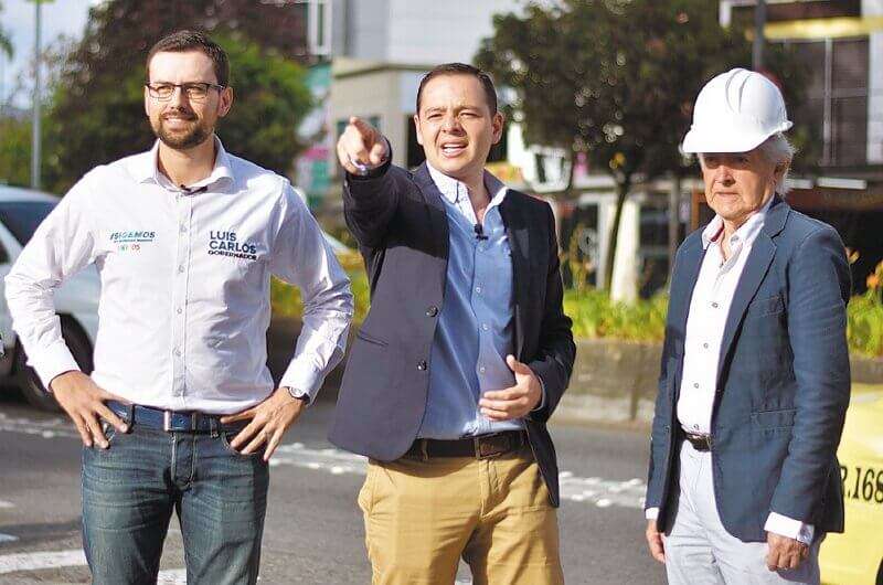Con 28 años, Carlos Mario Marín (centro) es el mandatario más joven que ha tenido Manizales. / Cortesía